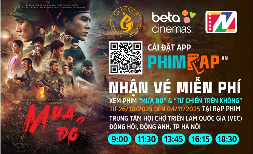 Trải nghiệm công nghệ đặt vé xem phim hiện đại tại Phân khu  Ngành Điện ảnh - Hội chợ Mùa thu 2025